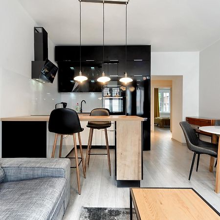 Mhs Family Apartment Old Town Гданск Екстериор снимка